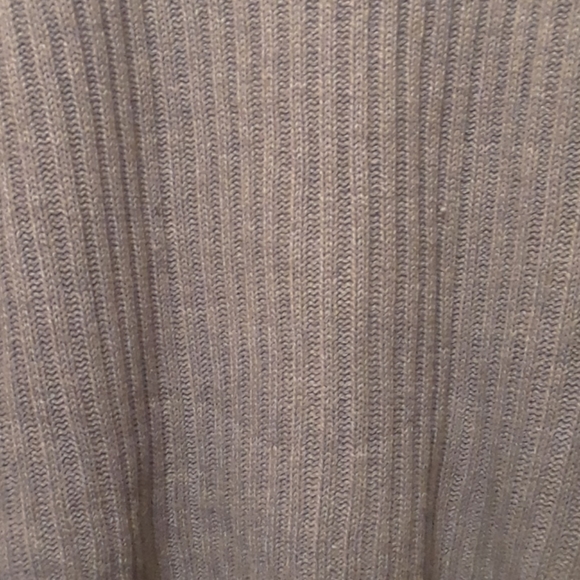 LIGHT WEIGHT SWEATERS CREW NECK LINE - Picture 2 of 9